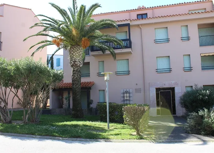 à Avec Piscine Et Parking - Fr-1-309-234 *